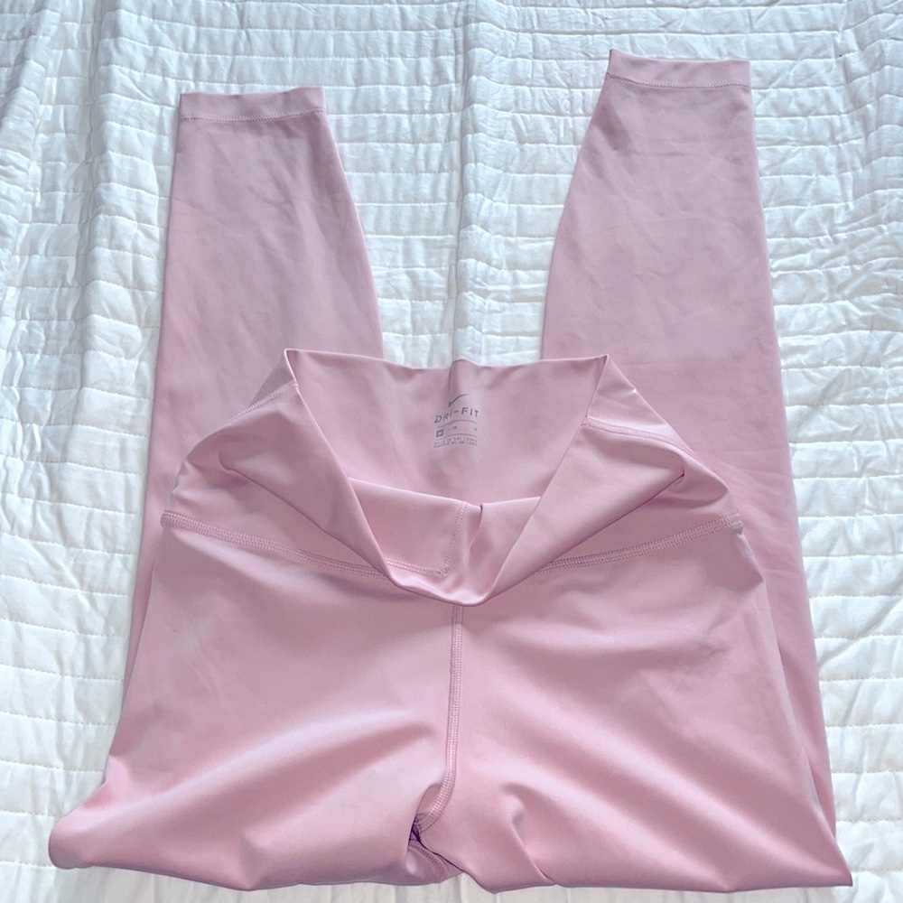 Nike DRI-fit legging size medium